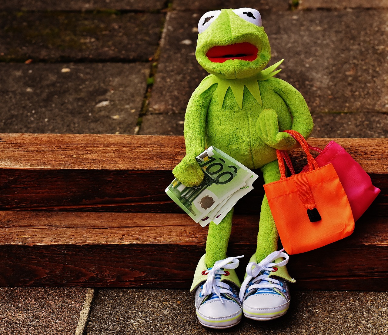What is the Environmental Footprint of Online Shopping?